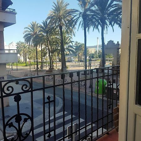 Apartamento Con Vistas A La Marina Real Valencia Luaran gambar